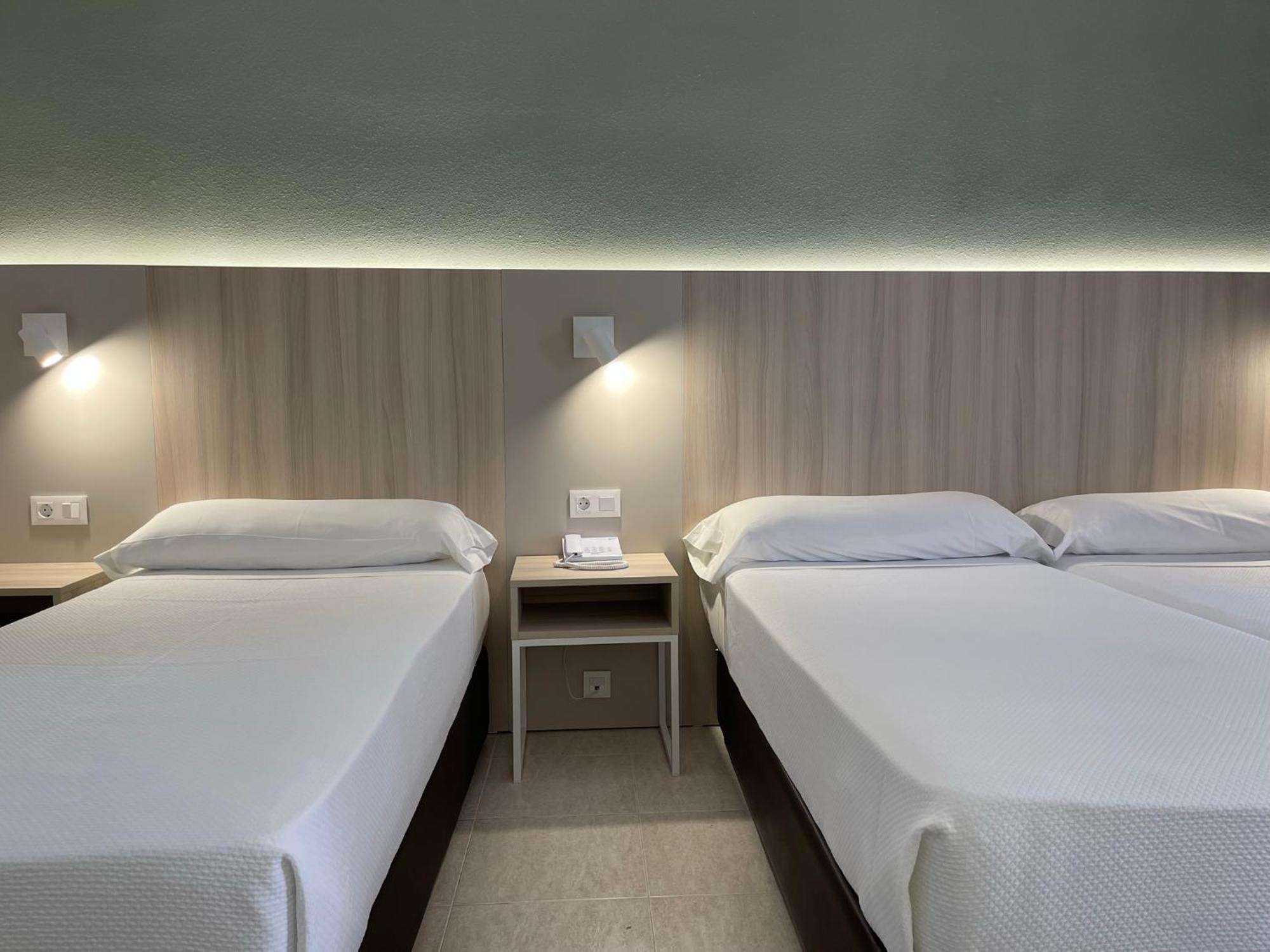 Hotel Marconi Бенидорм Екстериор снимка