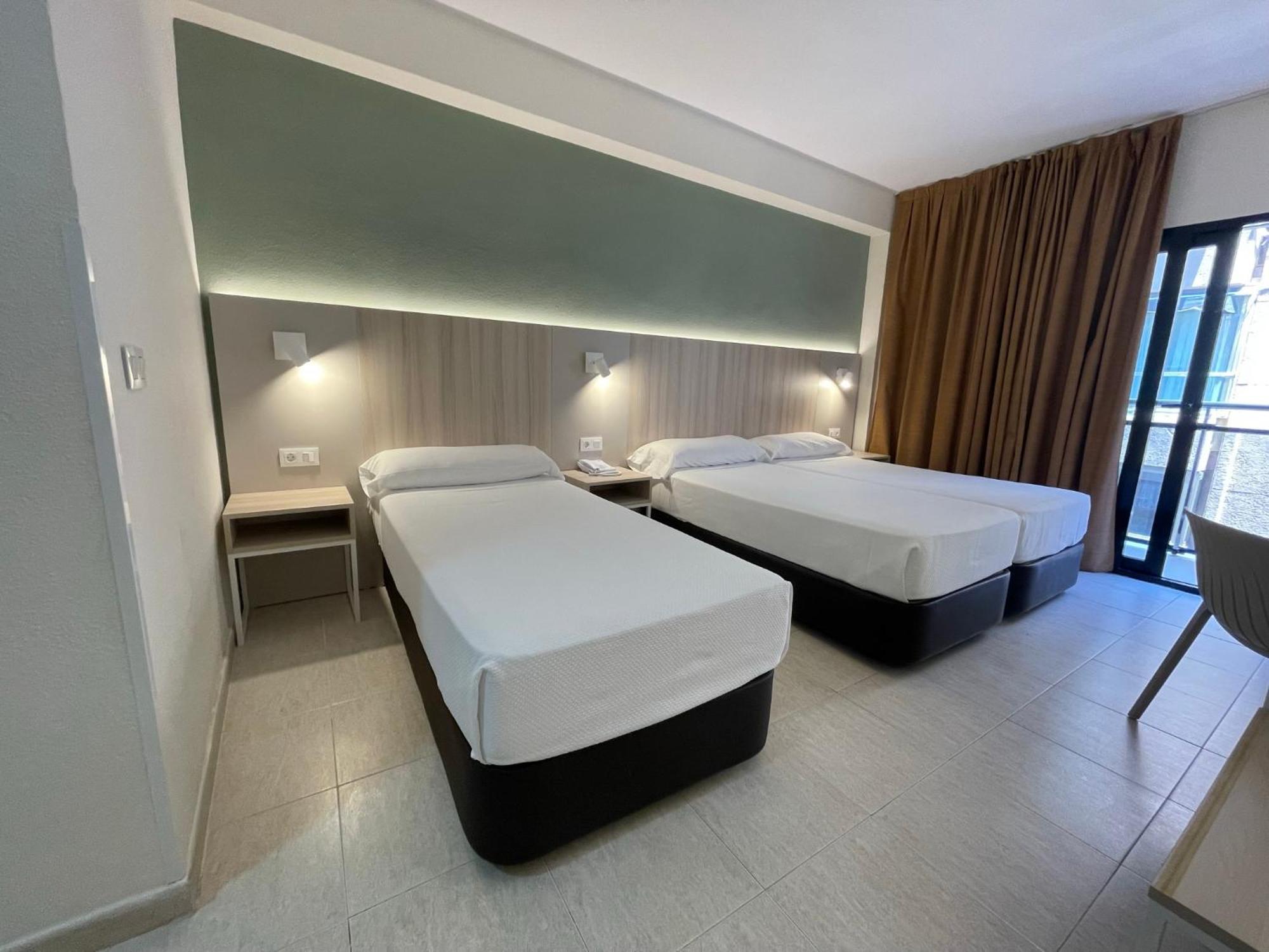 Hotel Marconi Бенидорм Екстериор снимка