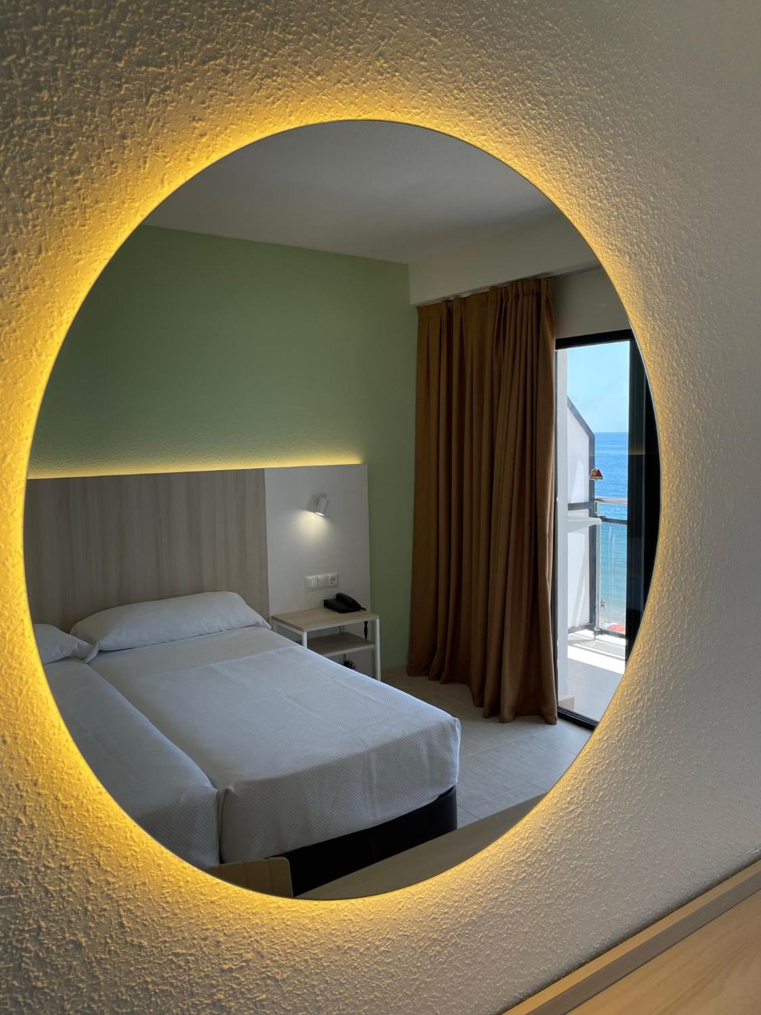 Hotel Marconi Бенидорм Екстериор снимка