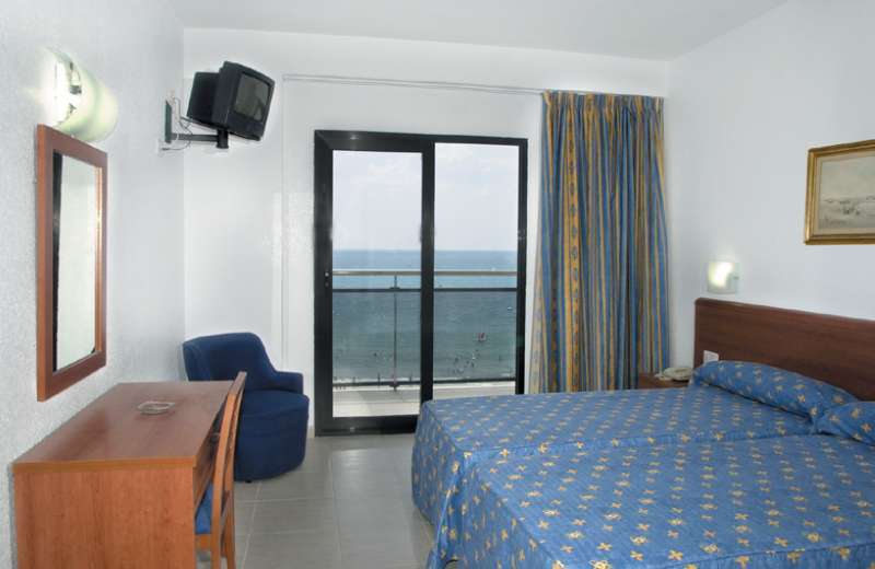 Hotel Marconi Бенидорм Екстериор снимка