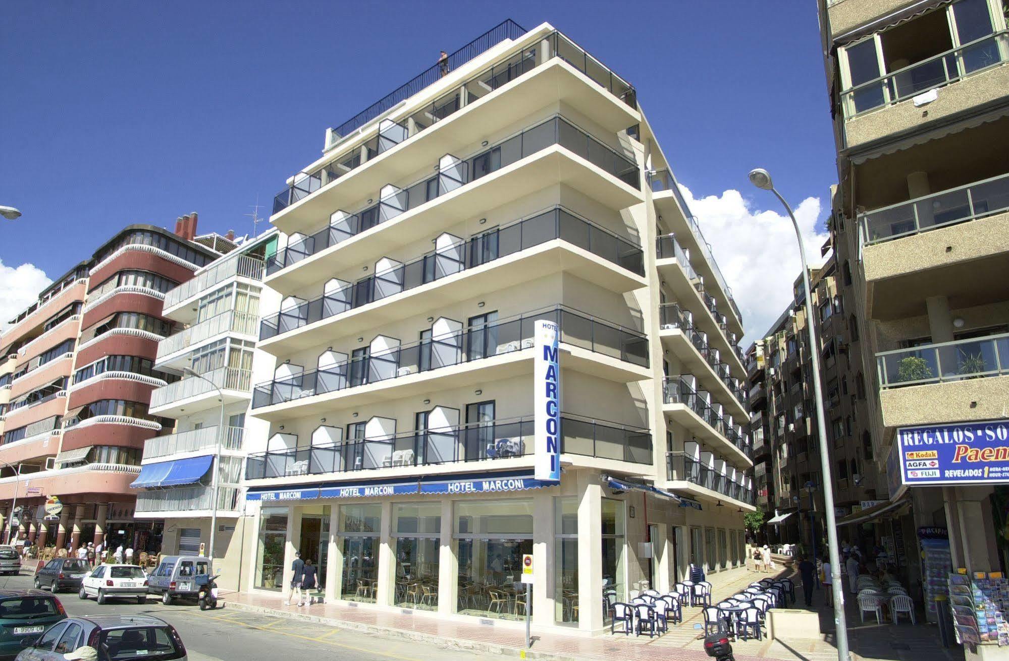 Hotel Marconi Бенидорм Екстериор снимка