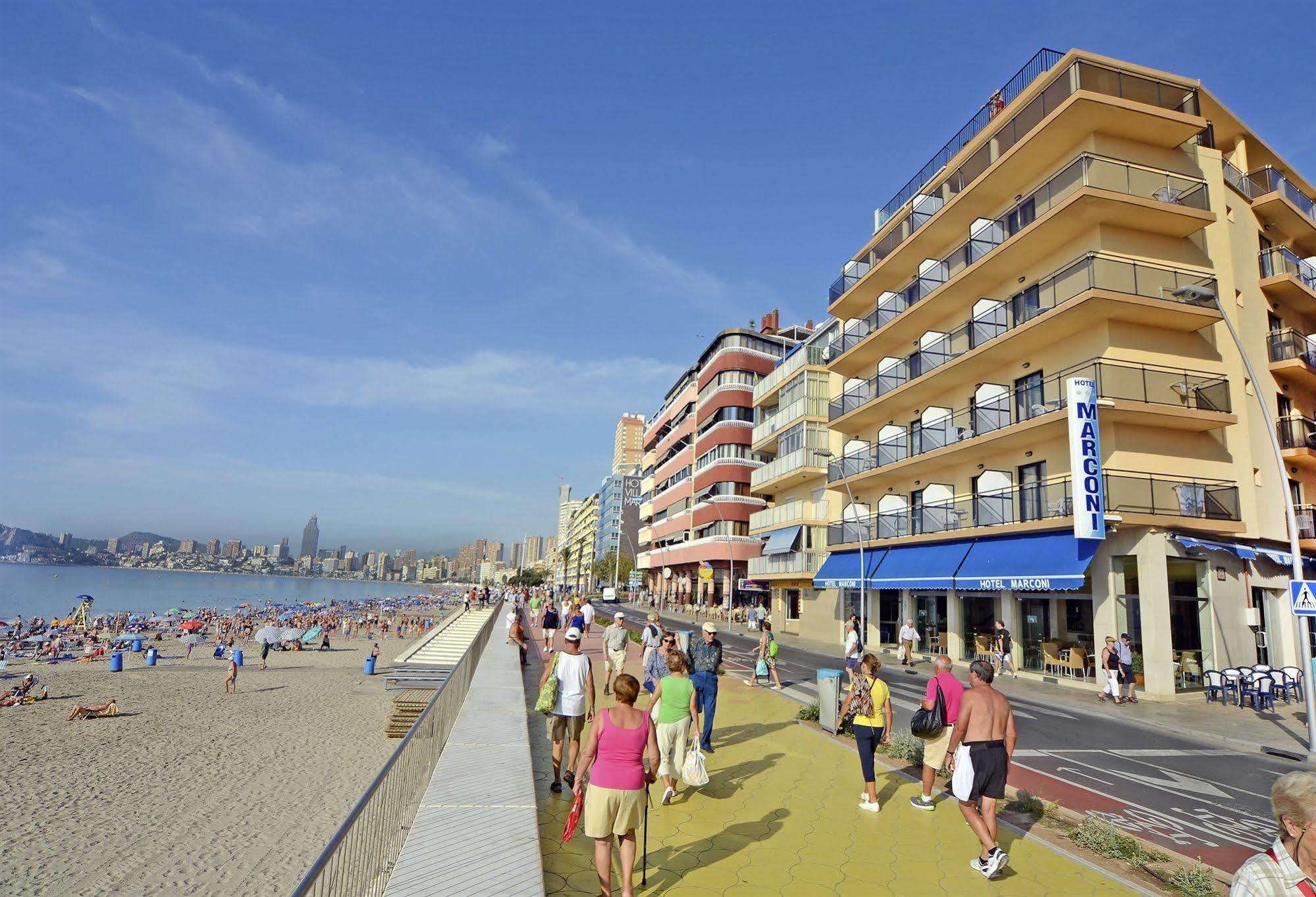 Hotel Marconi Бенидорм Екстериор снимка