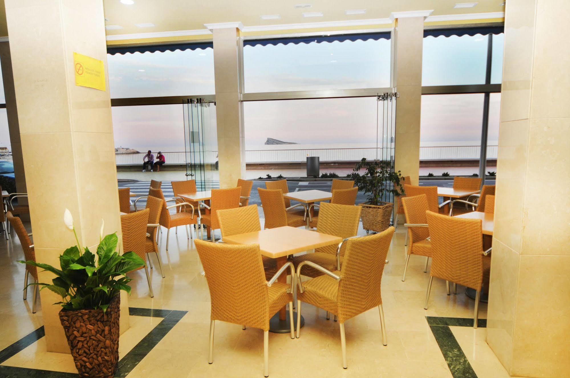 Hotel Marconi Бенидорм Екстериор снимка